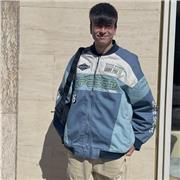 ¡Hola! Soy Jorge, filólogo inglés con experiencia dando clases a alumnos de primaria, ESO y bachillerato. Ofrezco clases individuales o en grupos reducidos (3-4 personas), adaptadas al nivel y ritmo de cada estudiante